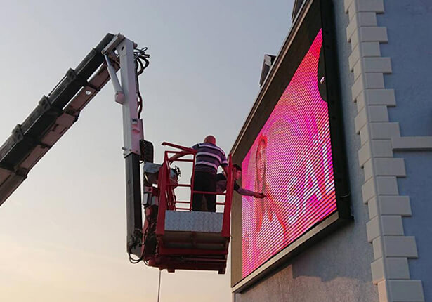 Outdoor LED Screen Installation